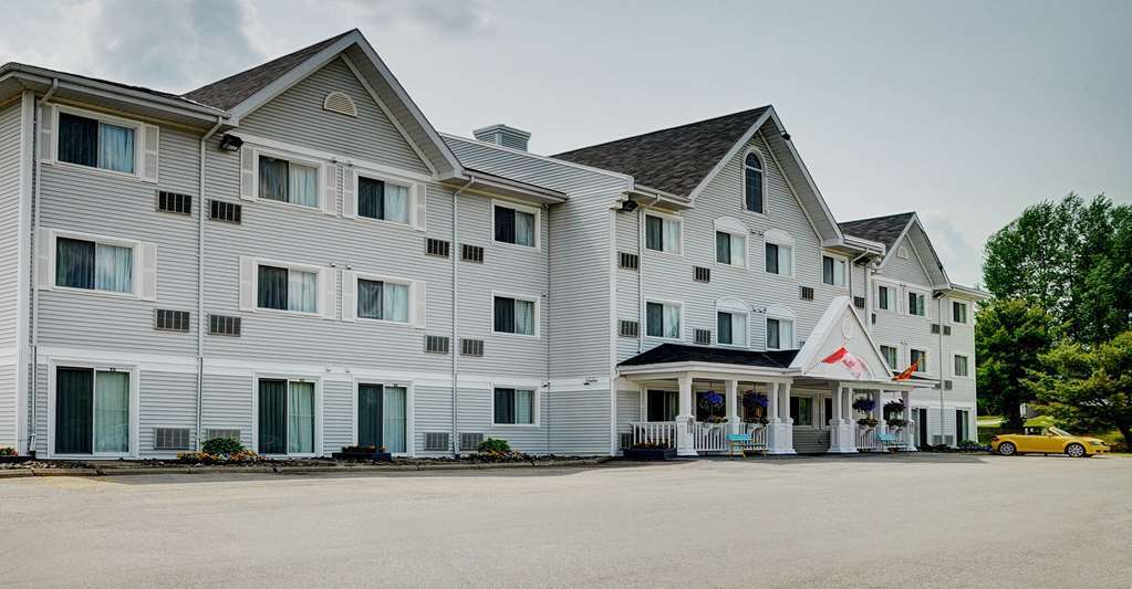ホテル Ramada By Wyndham Miramichi New Brunswick エクステリア 写真